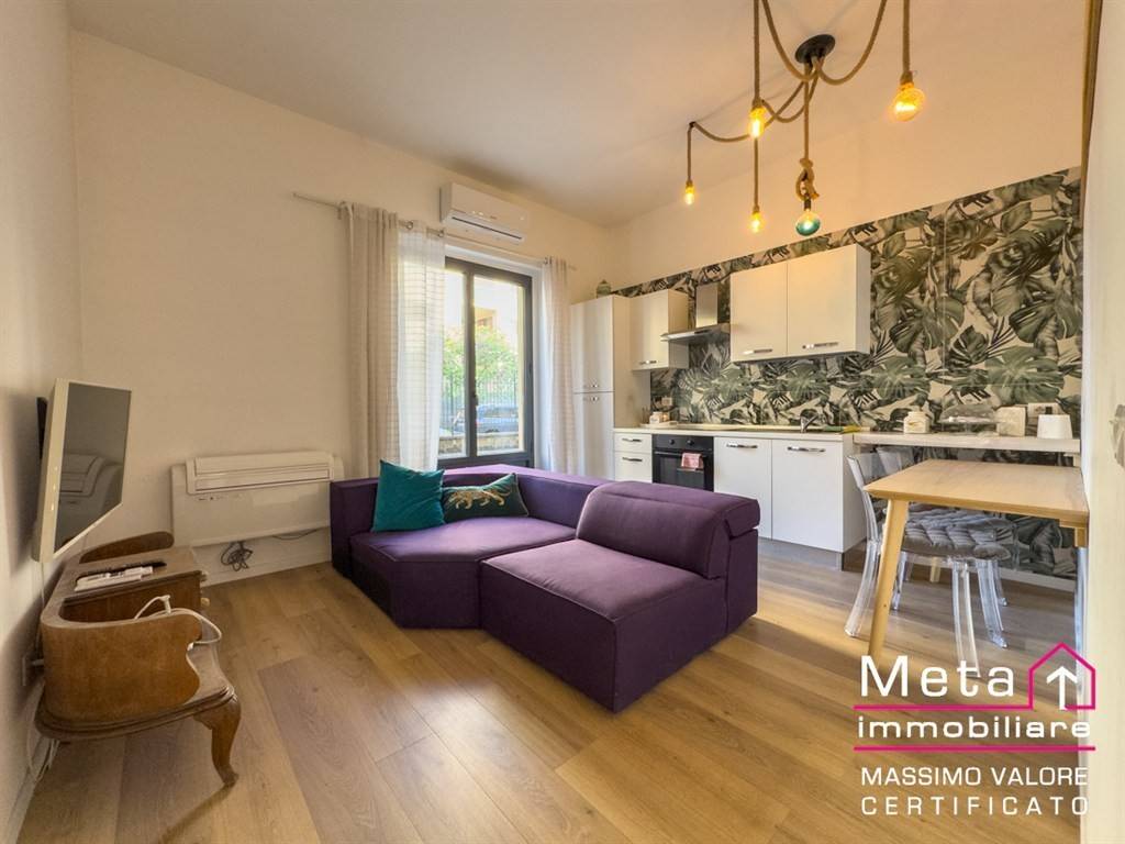 appartamento in vendita a Milano in zona Famagosta