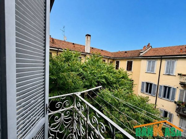 appartamento in vendita a Milano in zona Centro Direzionale