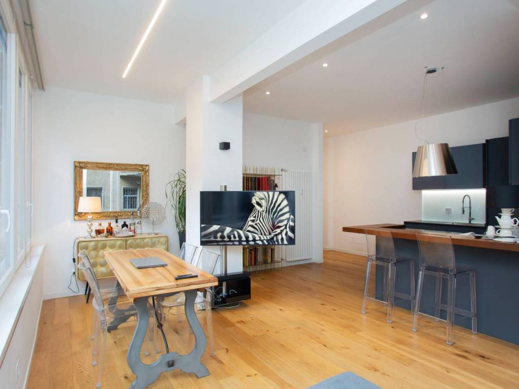 appartamento in vendita a Milano in zona Centro Direzionale