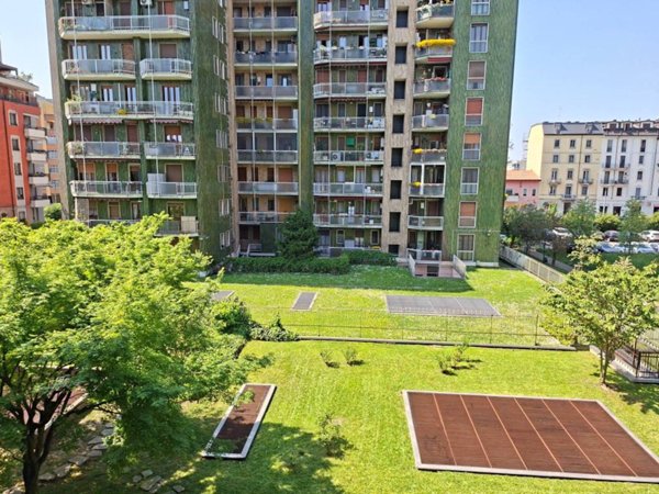appartamento in vendita a Milano in zona Vigentino