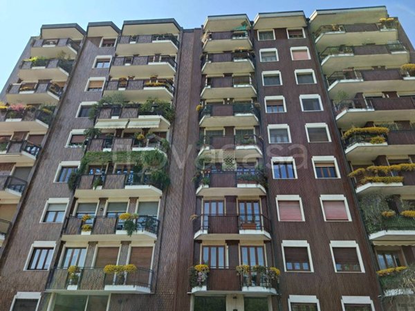 appartamento in vendita a Milano in zona Vigentino
