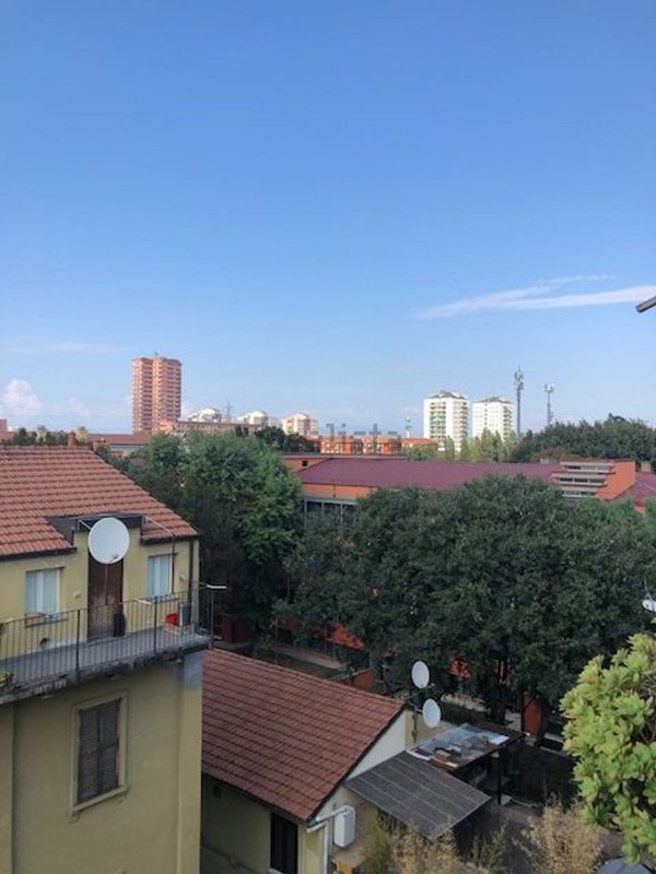 appartamento in vendita a Milano in zona Crescenzago