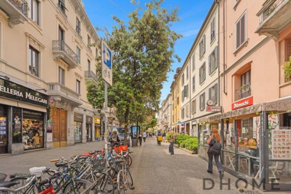 appartamento in vendita a Milano in zona Sempione