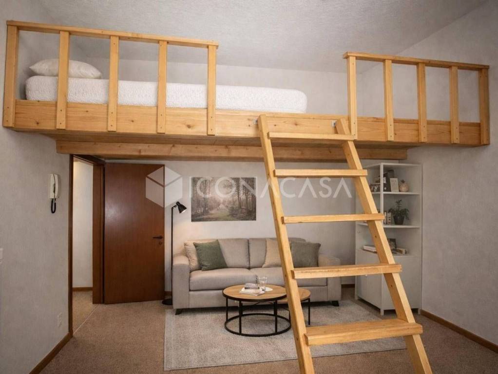 appartamento in vendita a Milano in zona XXII Marzo