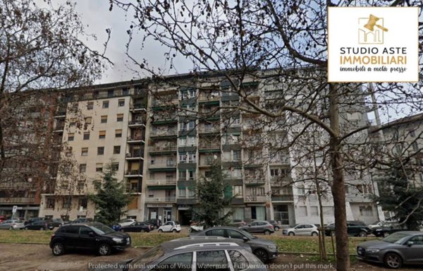 appartamento in vendita a Milano in zona Sempione