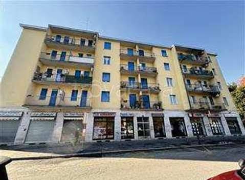 locale commerciale in vendita a Milano