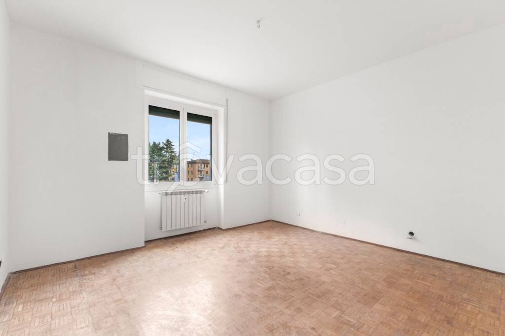 appartamento in vendita a Milano in zona Gorla