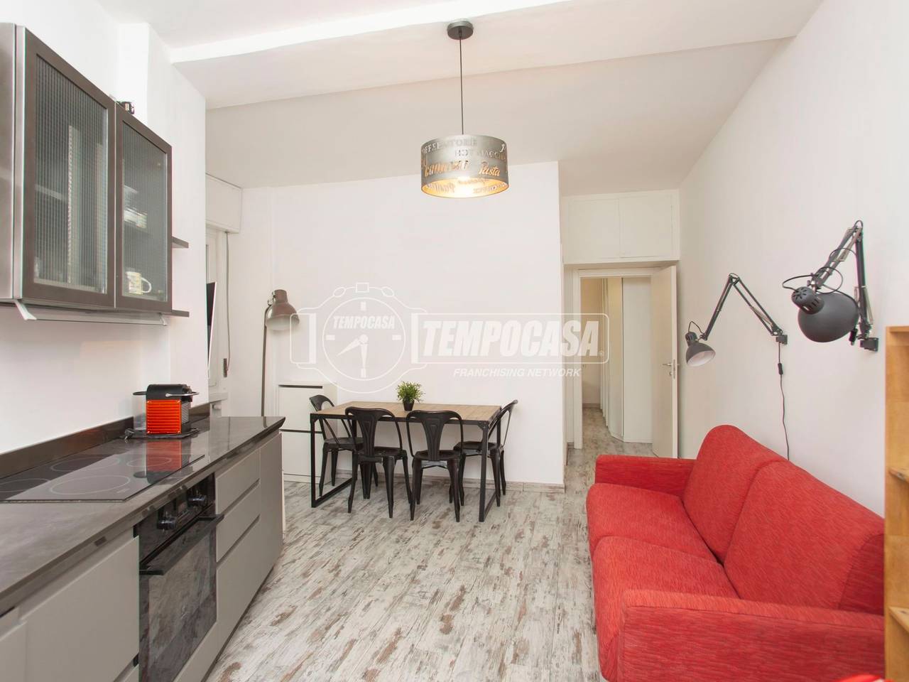 appartamento in vendita a Milano in zona Isola