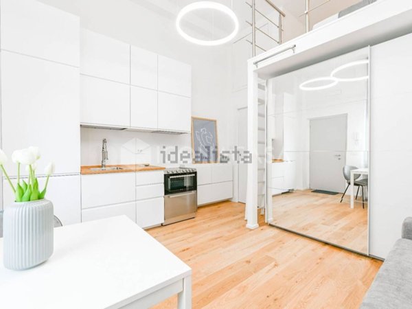 appartamento in vendita a Milano in zona Piazzale Lodi