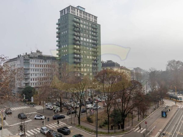 appartamento in vendita a Milano in zona Porta Garibaldi