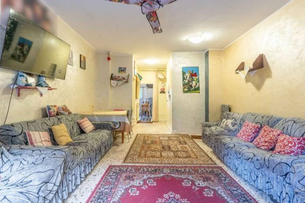 appartamento in vendita a Milano in zona Famagosta