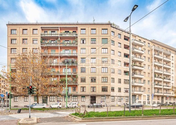 appartamento in vendita a Milano in zona Porta Nuova