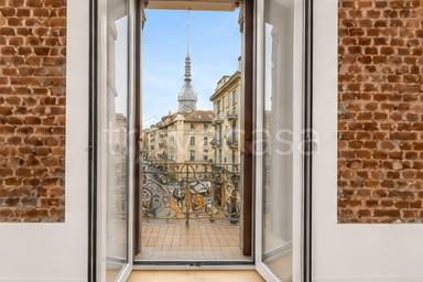 appartamento in vendita a Milano in zona Loreto
