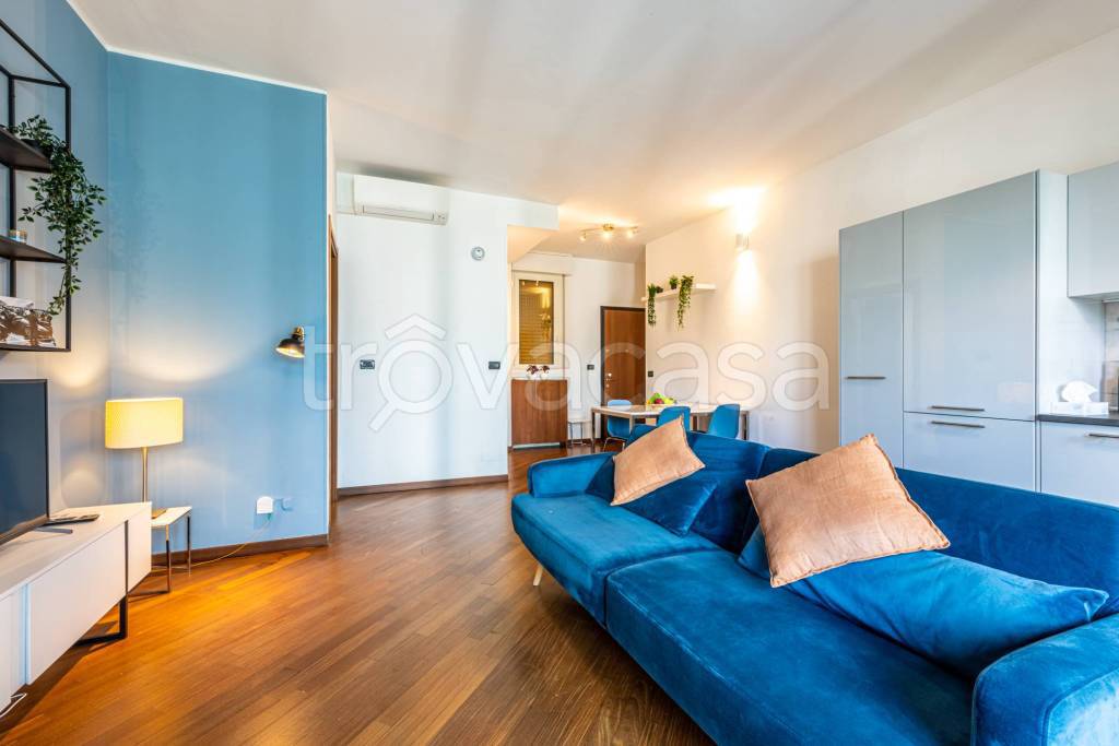 appartamento in vendita a Milano in zona Porta Garibaldi