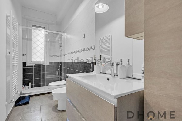 appartamento in vendita a Milano in zona Corvetto