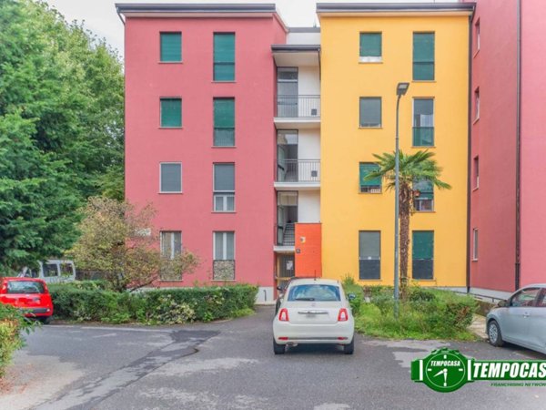appartamento in vendita a Milano in zona Affori