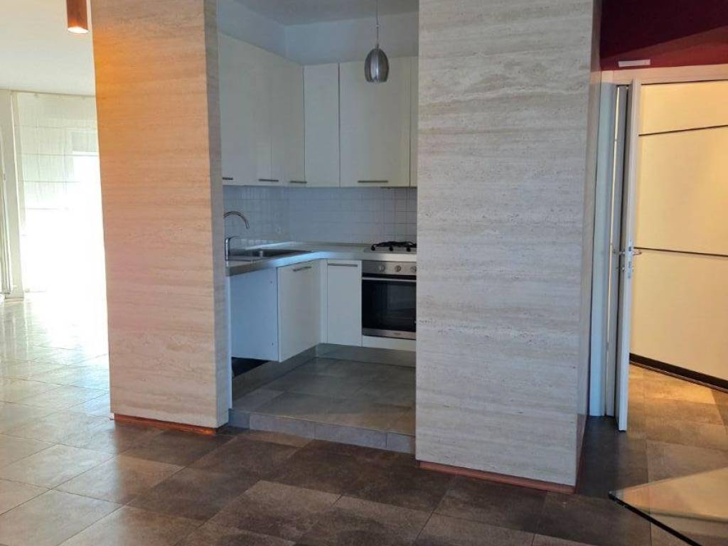 appartamento in vendita a Milano in zona Trenno