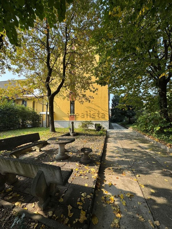 appartamento in vendita a Milano in zona Niguarda