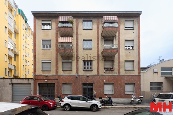 appartamento in vendita a Milano in zona Ghisolfa