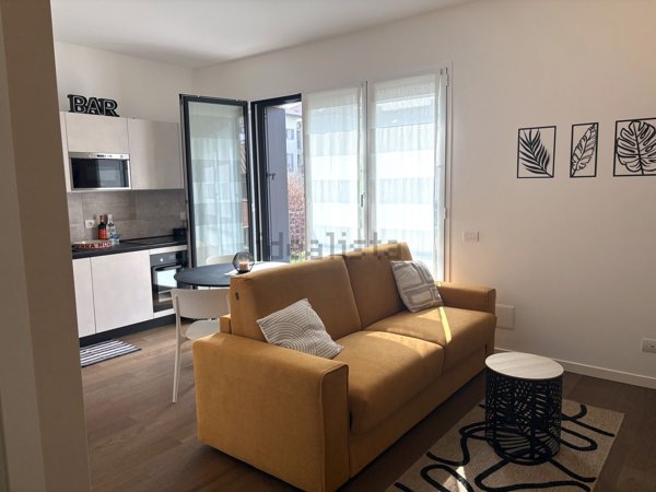 appartamento in vendita a Milano in zona Greco
