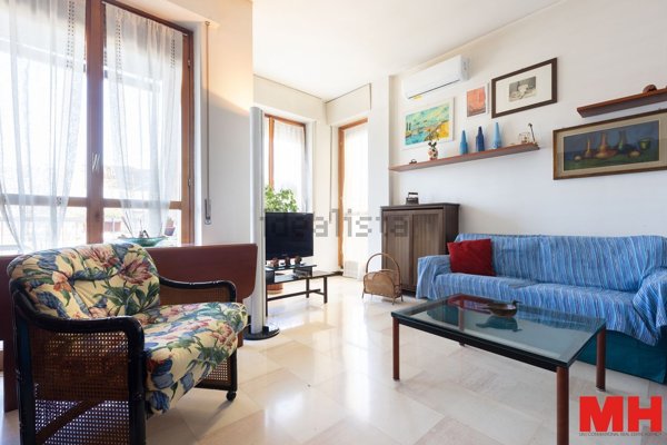 appartamento in vendita a Milano in zona Porta Genova