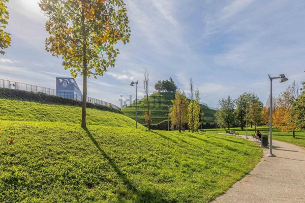 appartamento in vendita a Milano in zona Il Portello