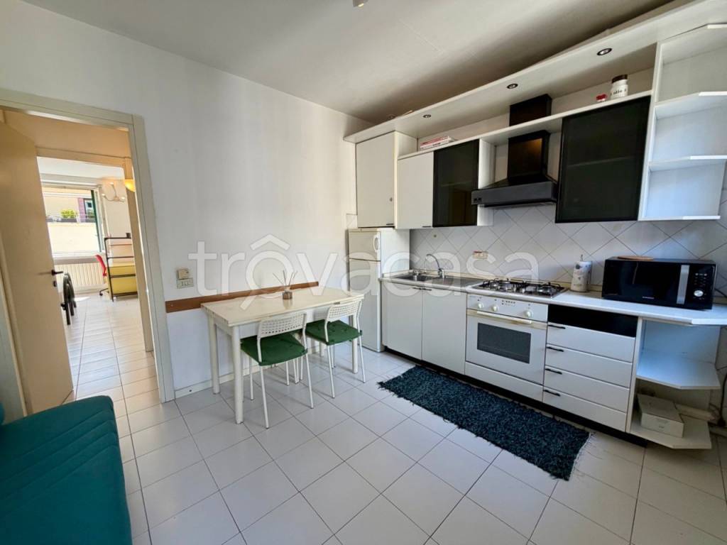 appartamento in vendita a Milano in zona XXII Marzo
