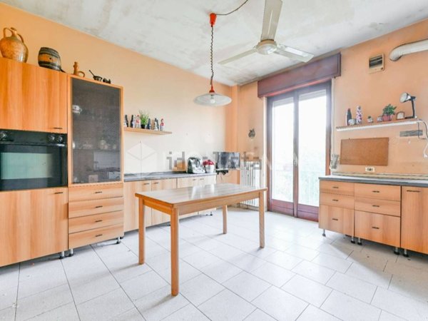 appartamento in vendita a Milano in zona Porta Vittoria