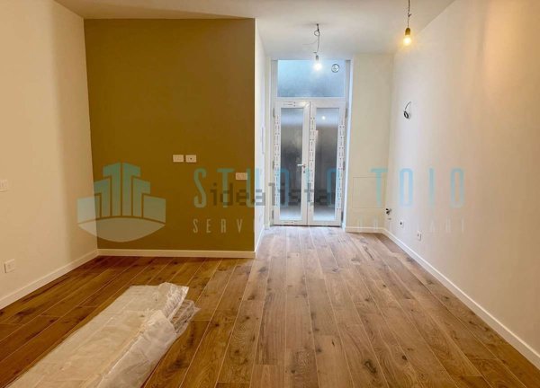 appartamento in vendita a Milano in zona Città Studi