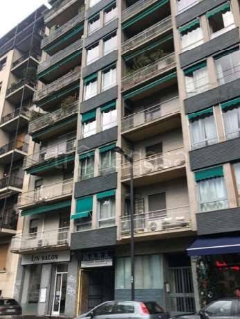 appartamento in vendita a Milano in zona Sempione