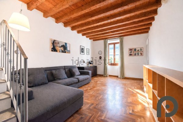 appartamento in vendita a Milano in zona Guastalla