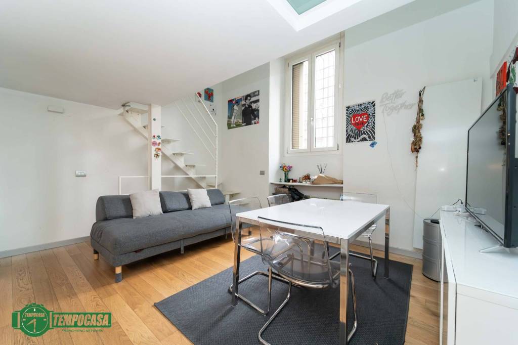 appartamento in vendita a Milano in zona Città Studi