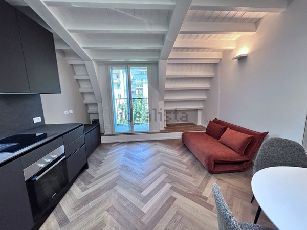 appartamento in vendita a Milano in zona XXII Marzo