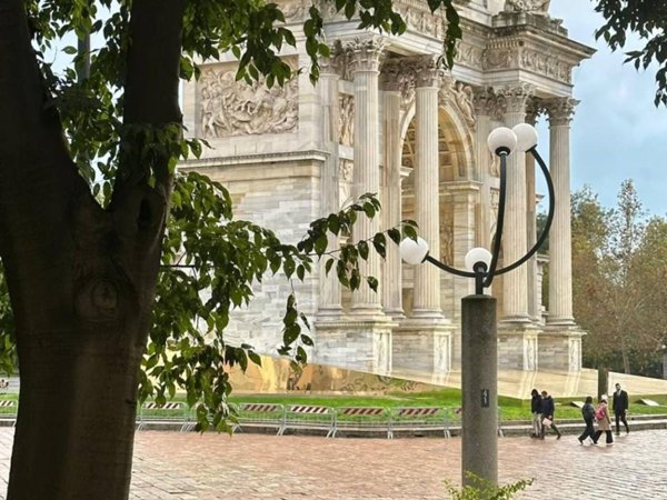 appartamento in vendita a Milano in zona Sempione