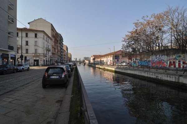 appartamento in vendita a Milano in zona Porta Genova