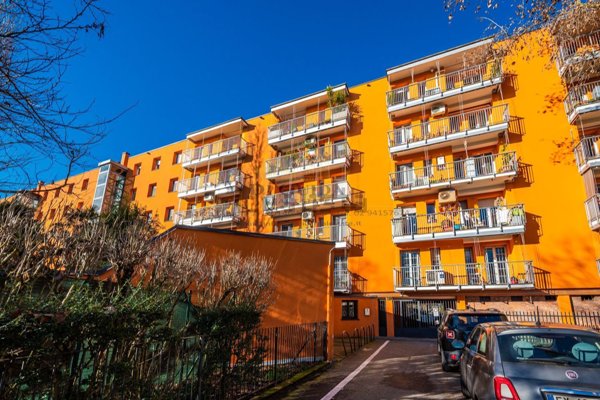 appartamento in vendita a Milano in zona San Siro
