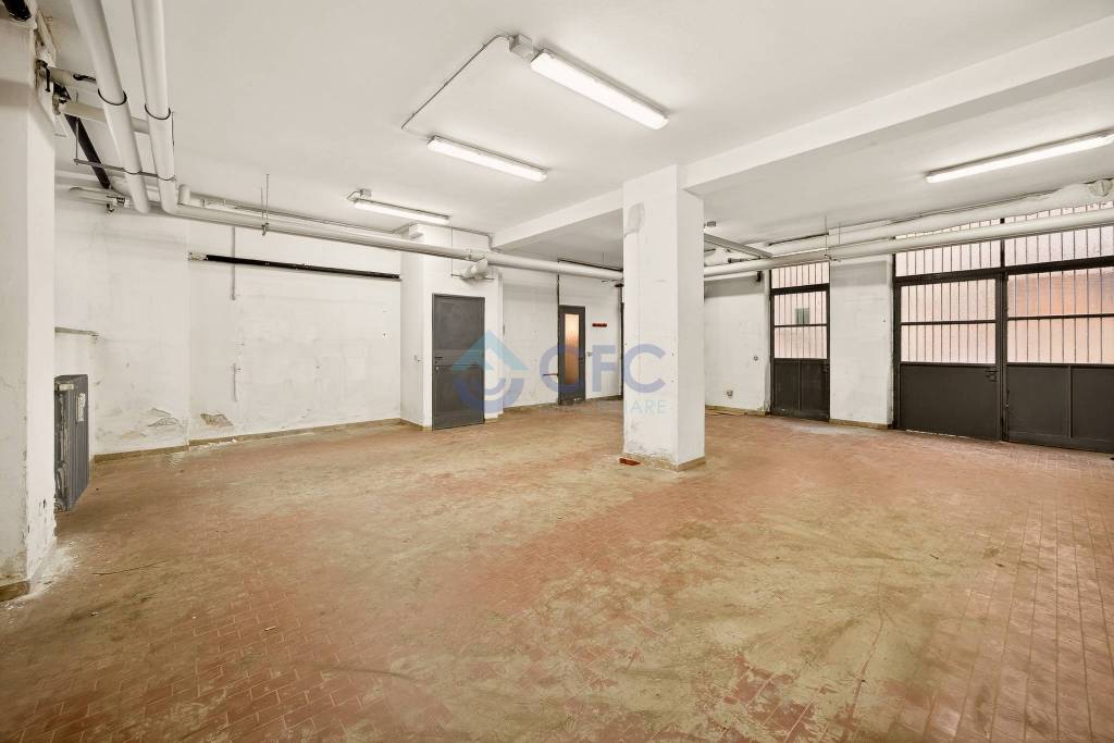 negozio in vendita a Milano in zona Vialba