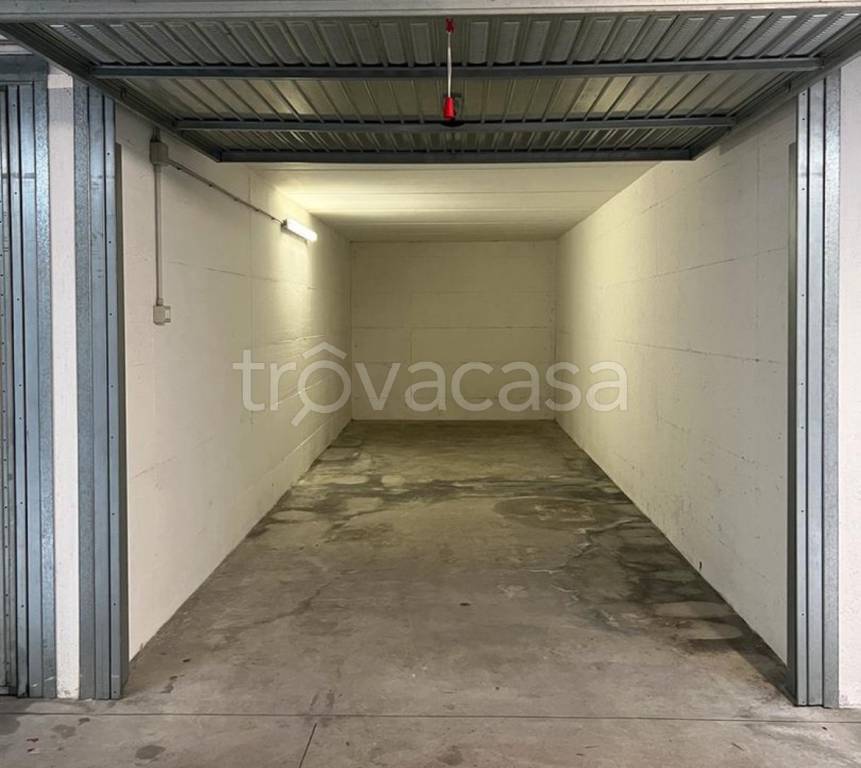 locale di sgombero in vendita a Milano in zona Precotto