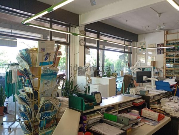 ufficio in vendita a Milano in zona Crescenzago