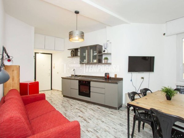 appartamento in vendita a Milano in zona Isola