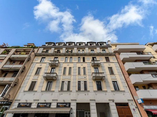 appartamento in vendita a Milano in zona Vigentino