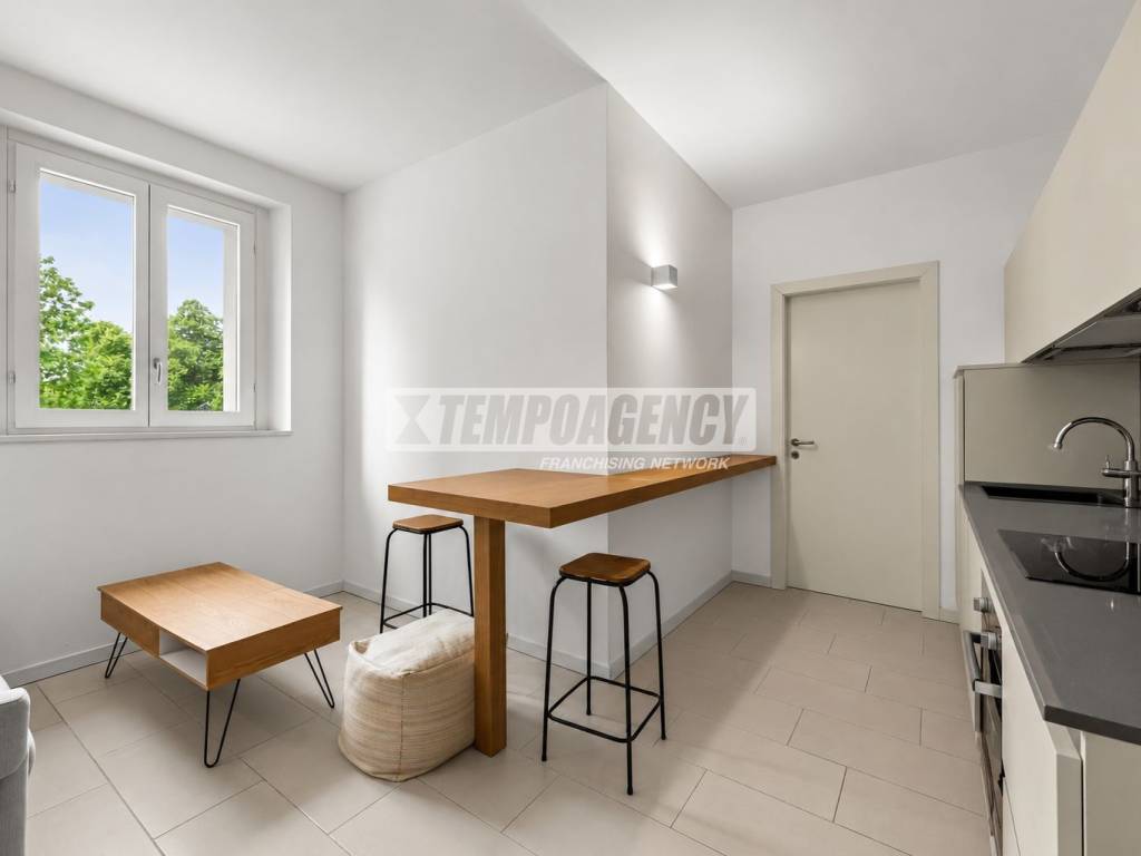 appartamento in vendita a Milano in zona XXII Marzo