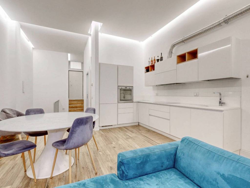 appartamento in vendita a Milano in zona Centro Direzionale