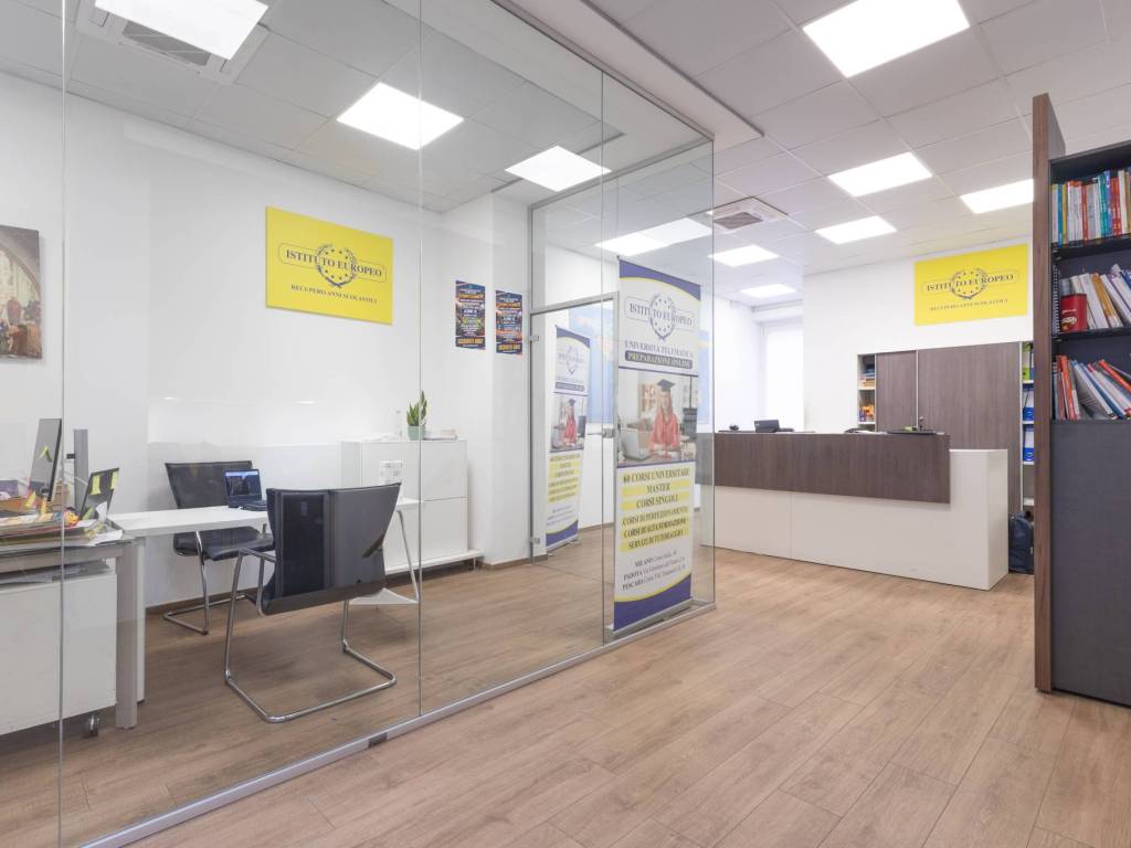 ufficio in vendita a Milano