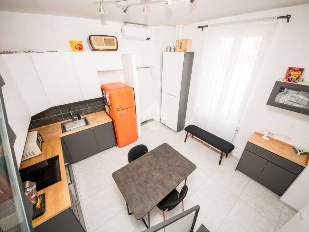 appartamento in vendita a Milano in zona Baggio