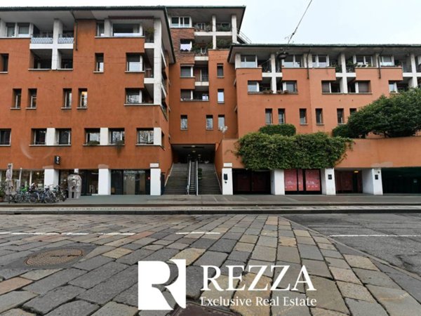 appartamento in vendita a Milano in zona Porta Garibaldi