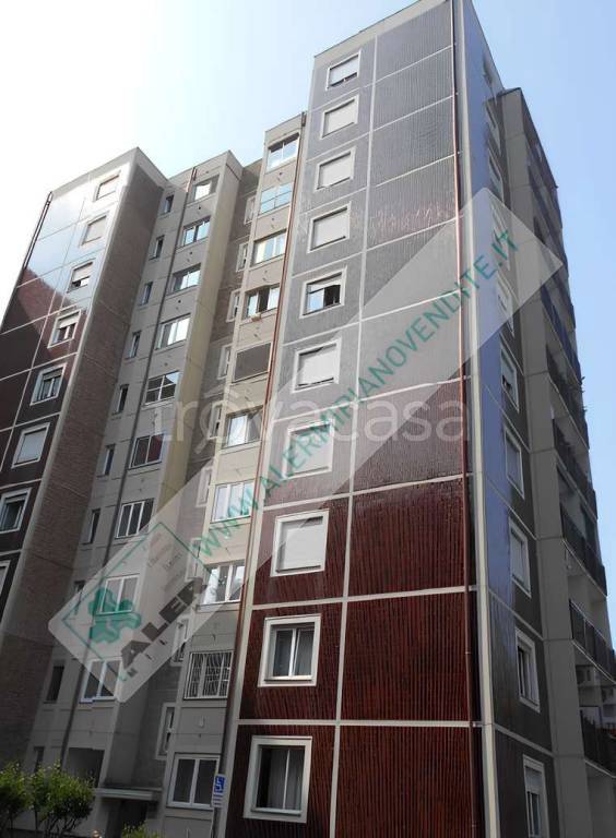 appartamento in vendita a Milano in zona Affori
