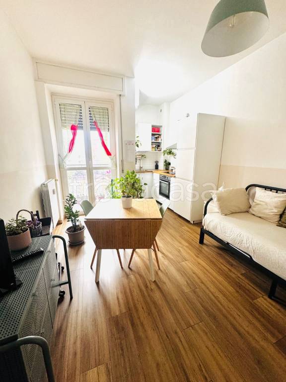 appartamento in vendita a Milano in zona Barona