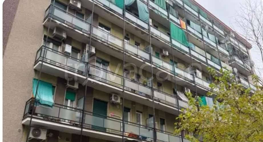 appartamento in vendita a Milano in zona Dergano