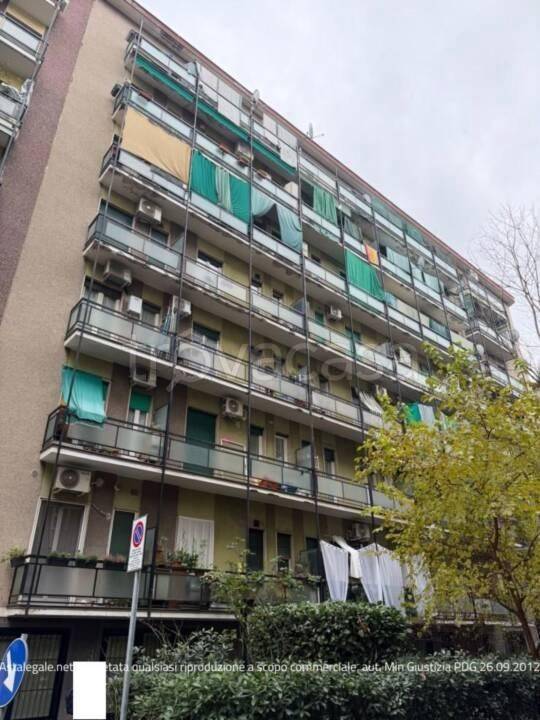 appartamento in vendita a Milano in zona Dergano